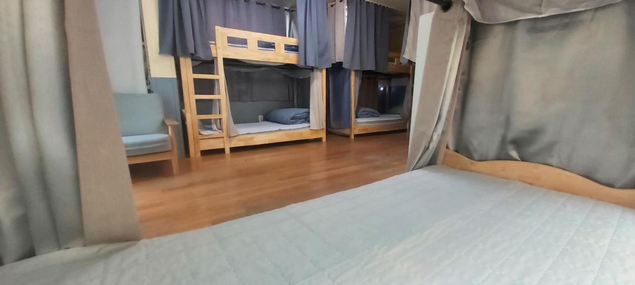 Buzz Guesthouse Hostel Сеул Екстер'єр фото